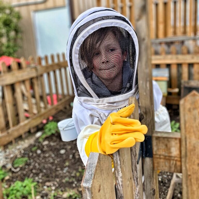 children bee keeper experience-min